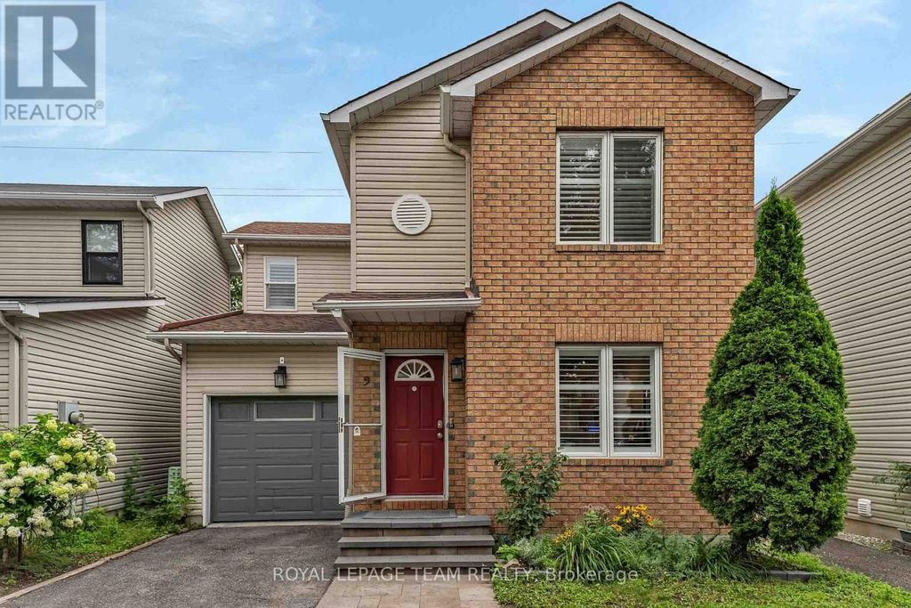 9 - 583 Tweedsmuir Avenue, Ottawa