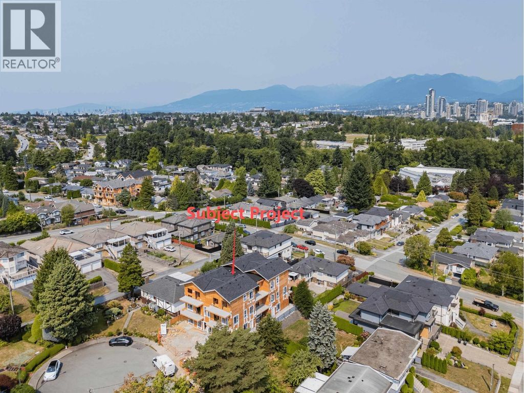 2 4561 Charlotte Court, Burnaby