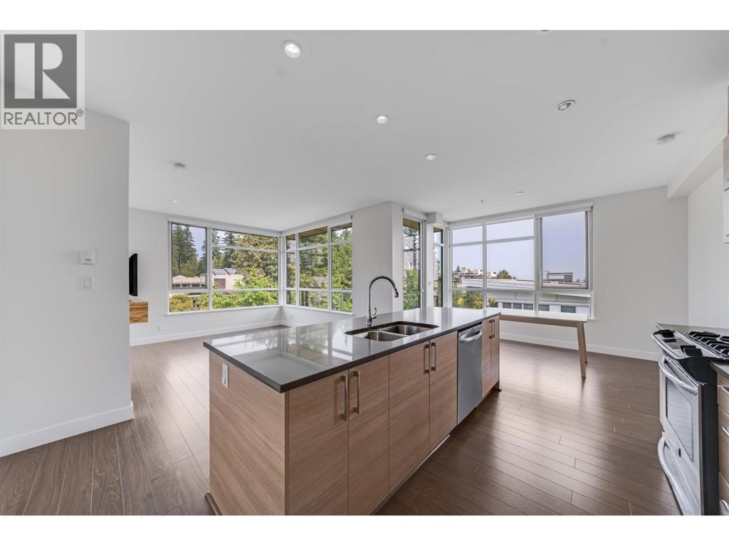 412 9150 University High Street, Burnaby