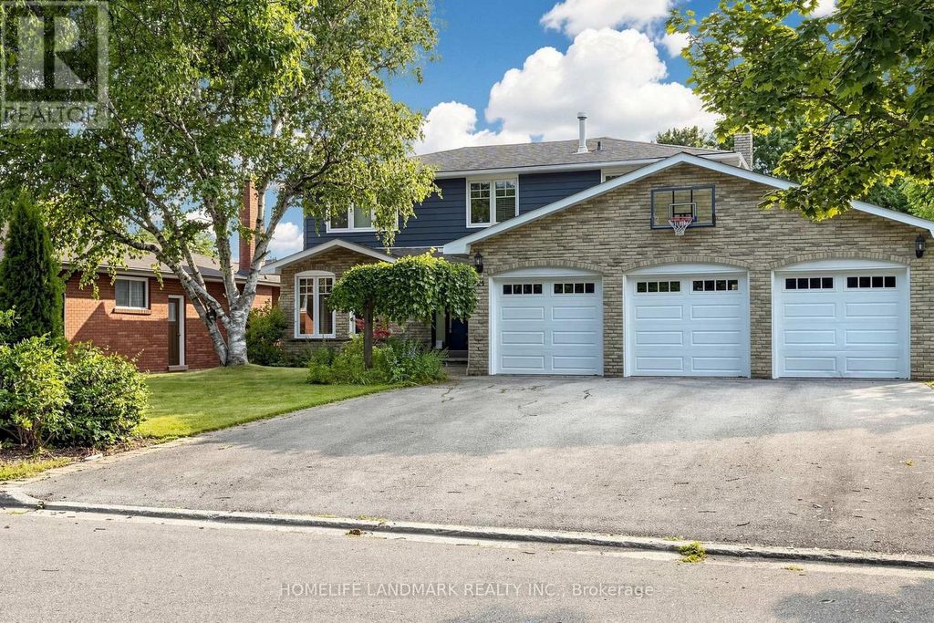 224 Valleyview Court, Oakville (sw Southwest)