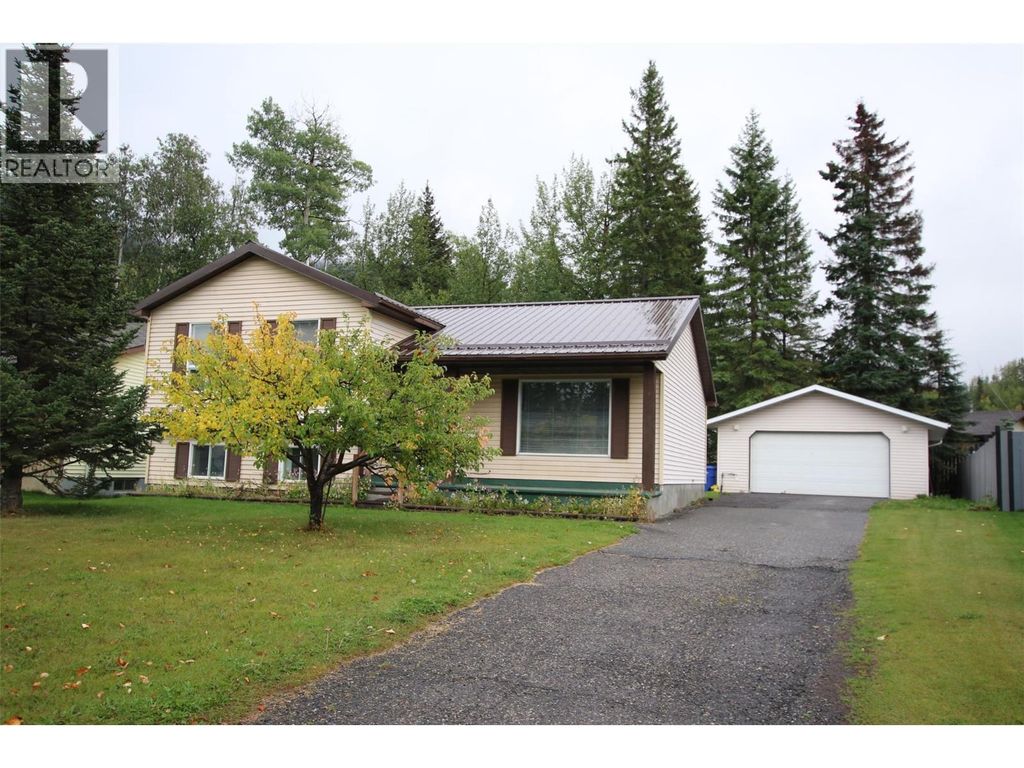 236 Murray Drive, Tumbler Ridge