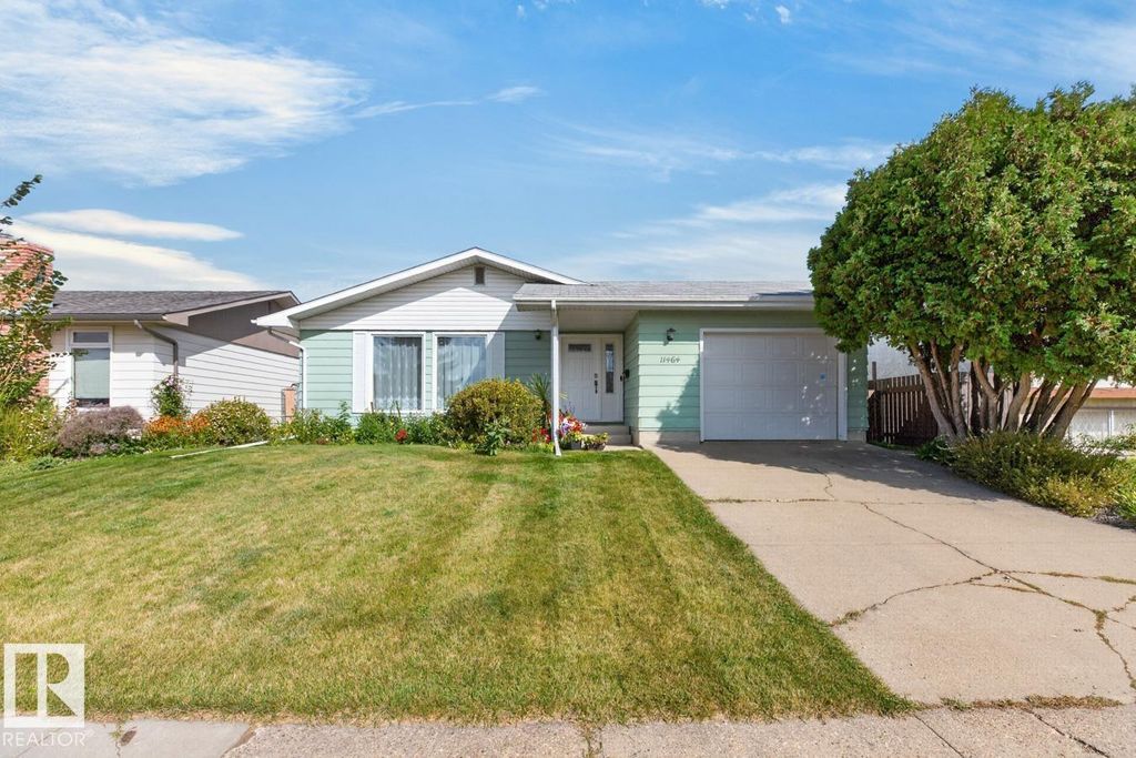 11464 152a Av Nw, Edmonton