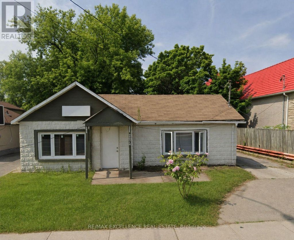 2574 Confederation Parkway, Mississauga (cooksville)