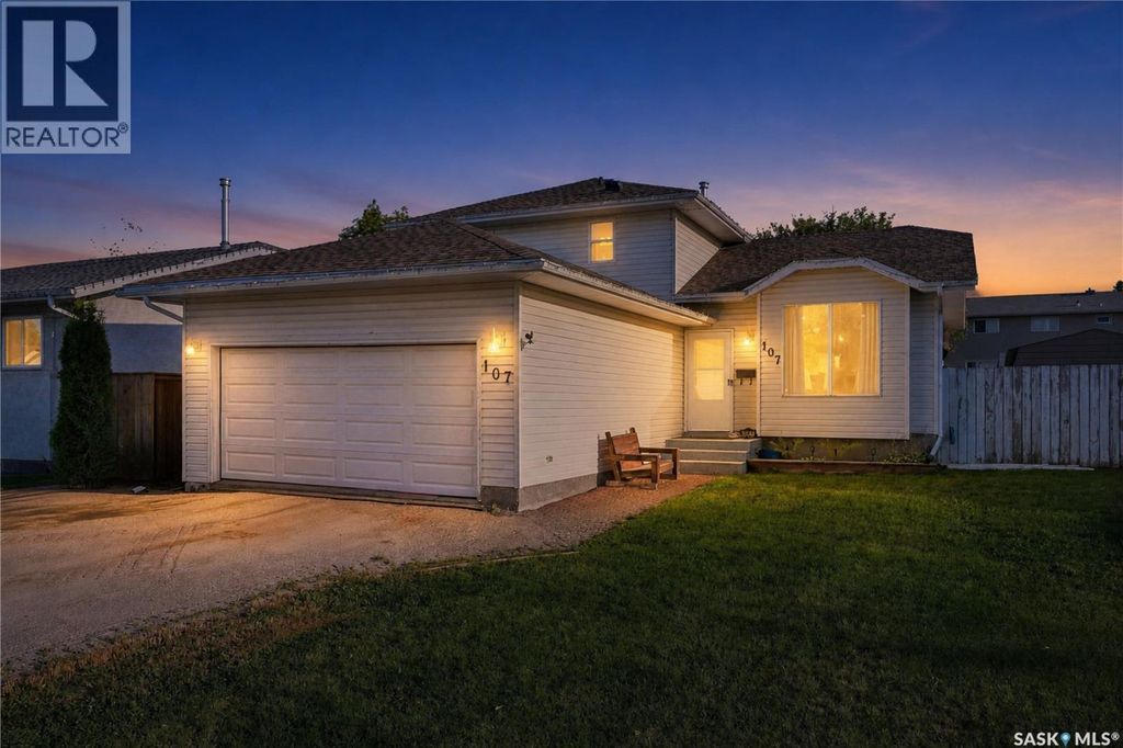 107 Hall Crescent, Saskatoon