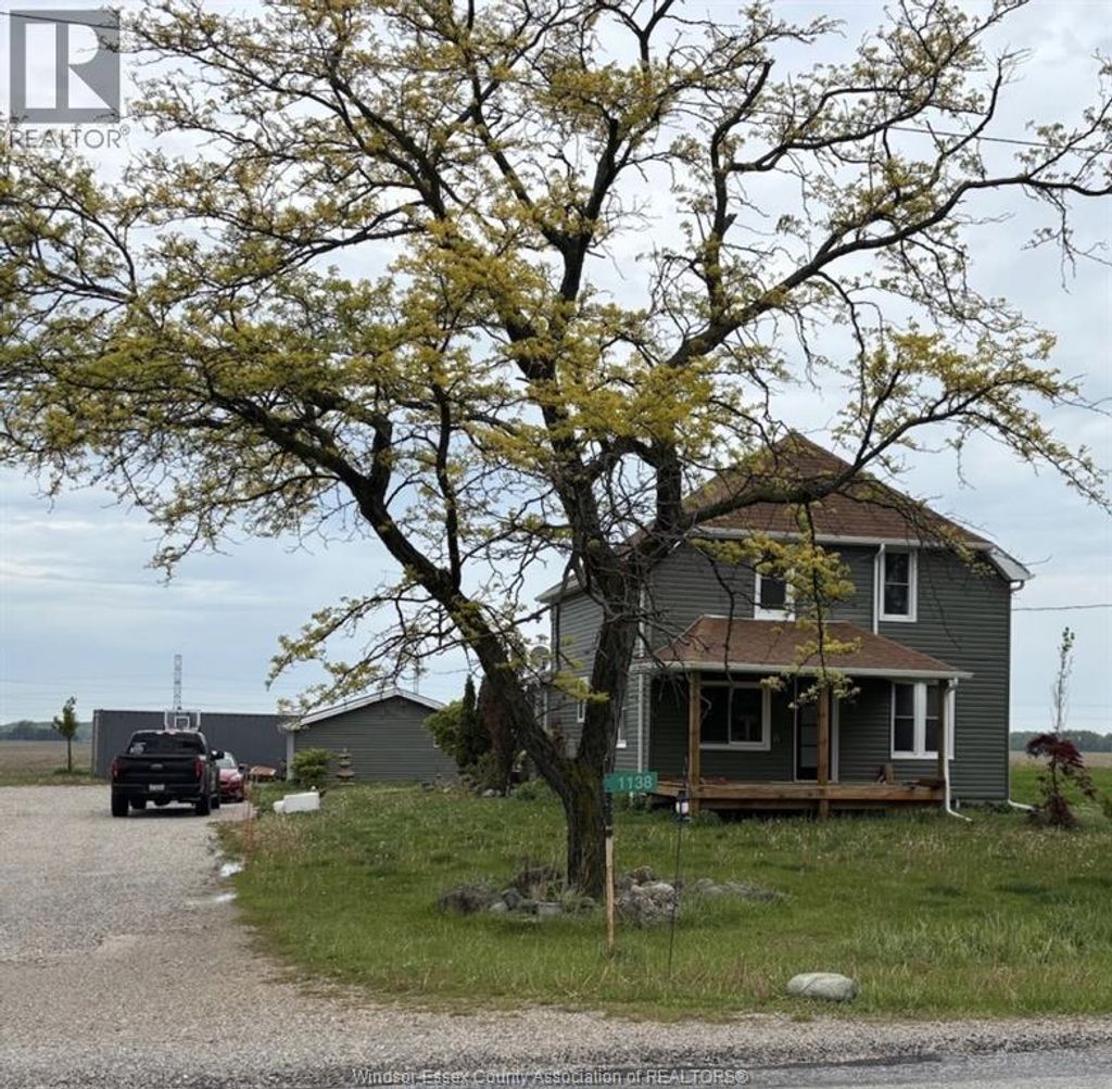 1138 South Middle, Lakeshore