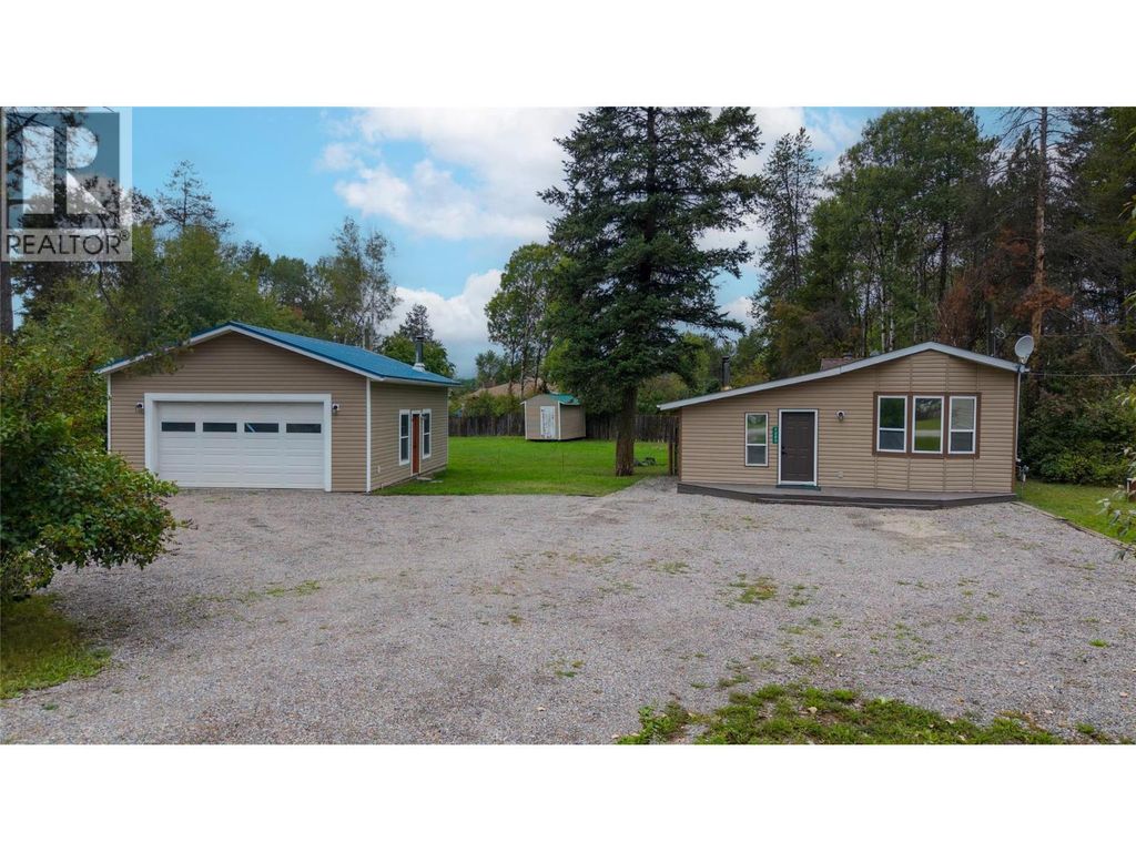 7285 Jaffray Village Loop Road, Jaffray
