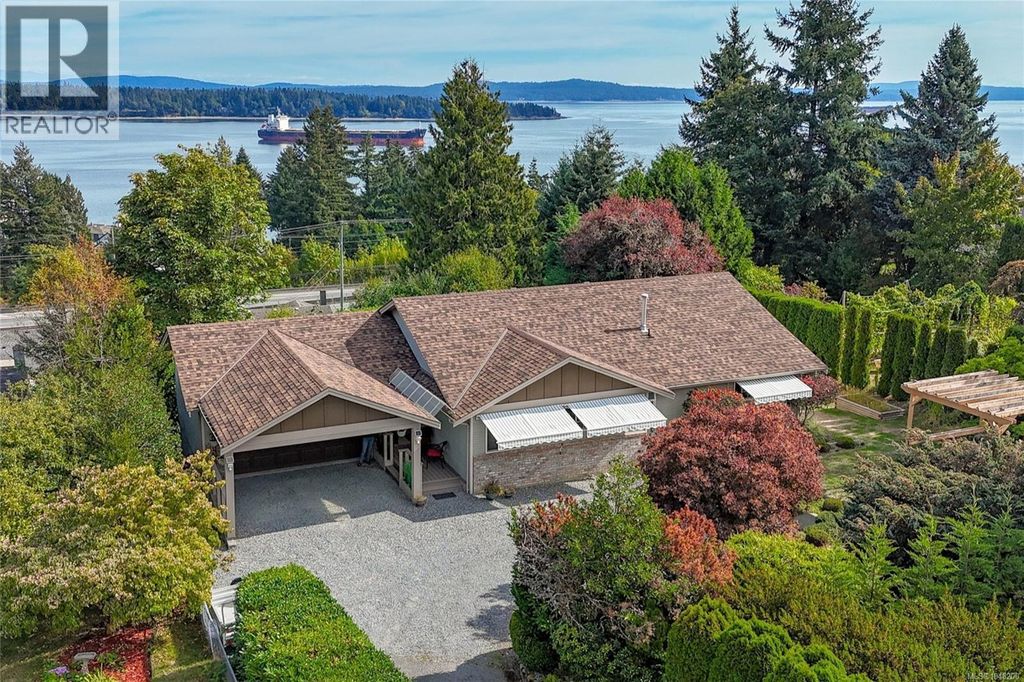 421a Walker Ave, Ladysmith