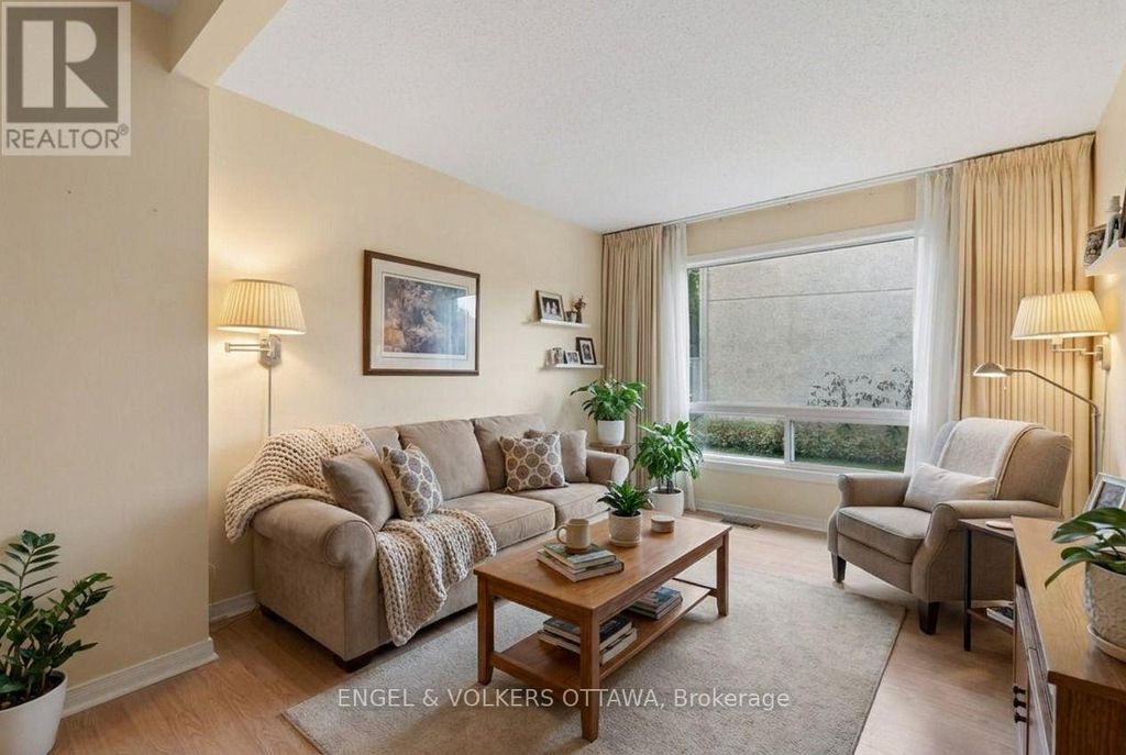 18 - 1280 Cahill Drive, Ottawa