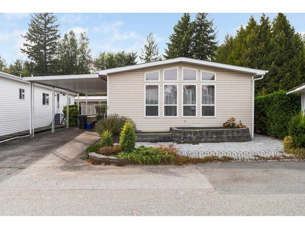27 24330 Fraser Highway, Langley