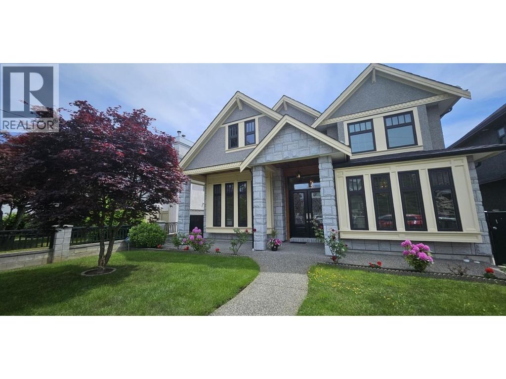 1010 Edinburgh Street, New Westminster