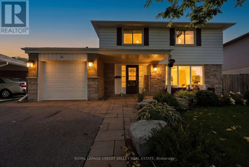 31 Melville Crescent, Brampton (brampton East)