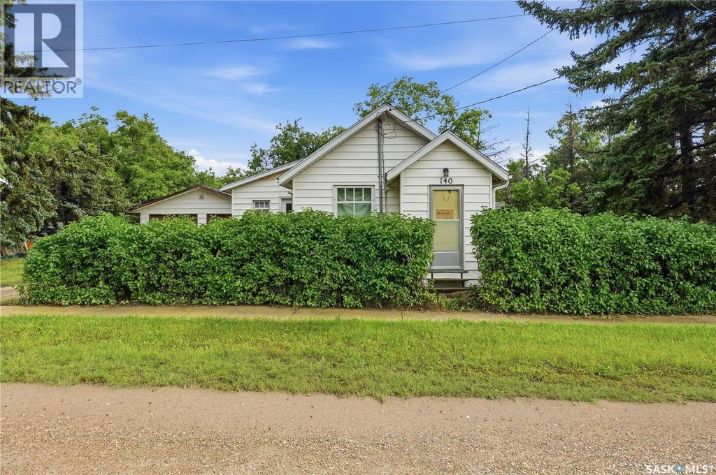 140 1st Avenue, Chaplin