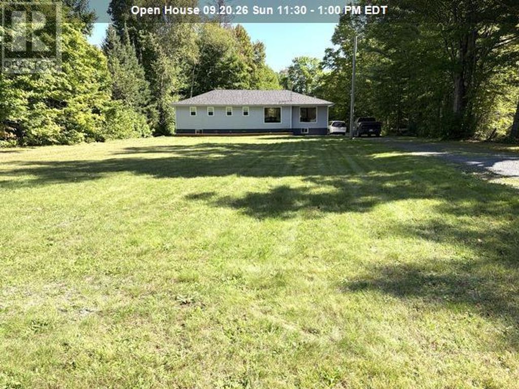 144 Landslide Rd, Sault Ste. Marie