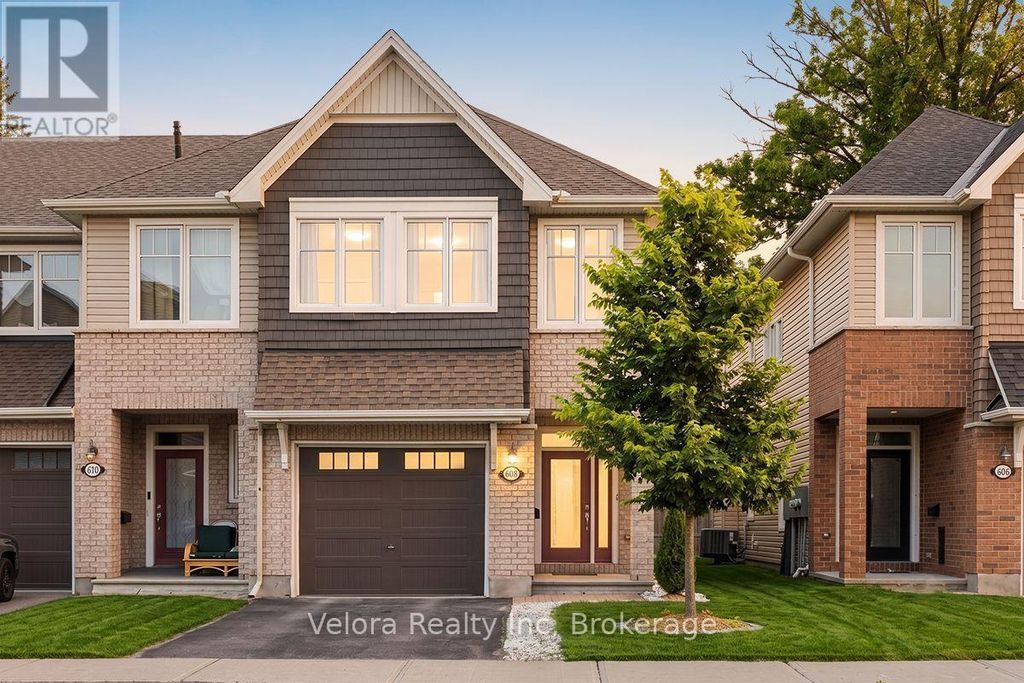 608 Vivera Place, Ottawa