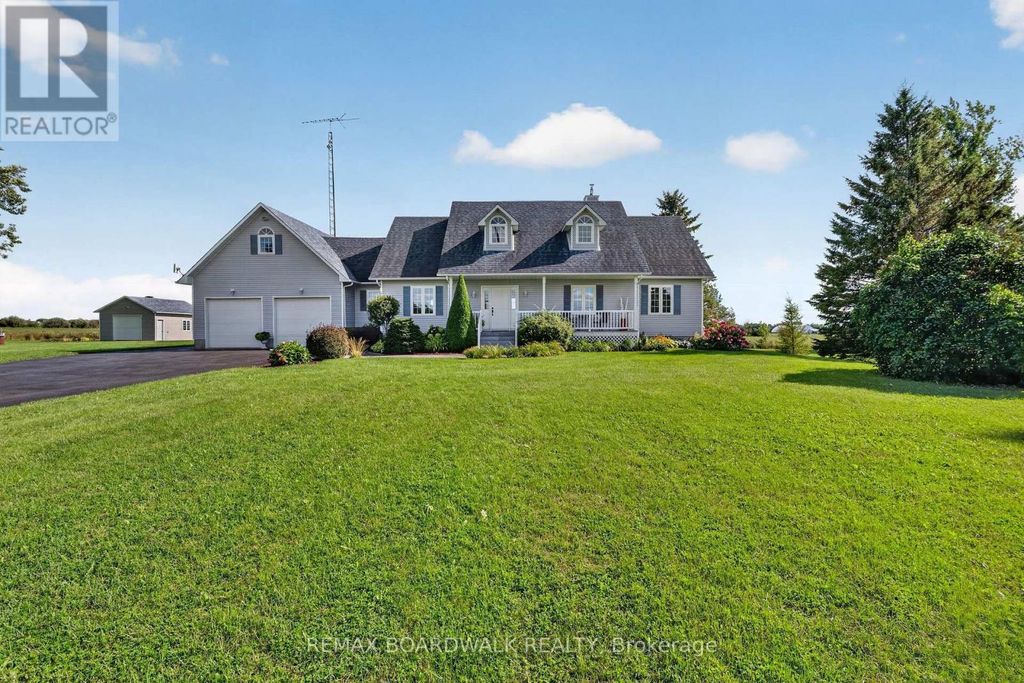 1064 Route 400, Russell