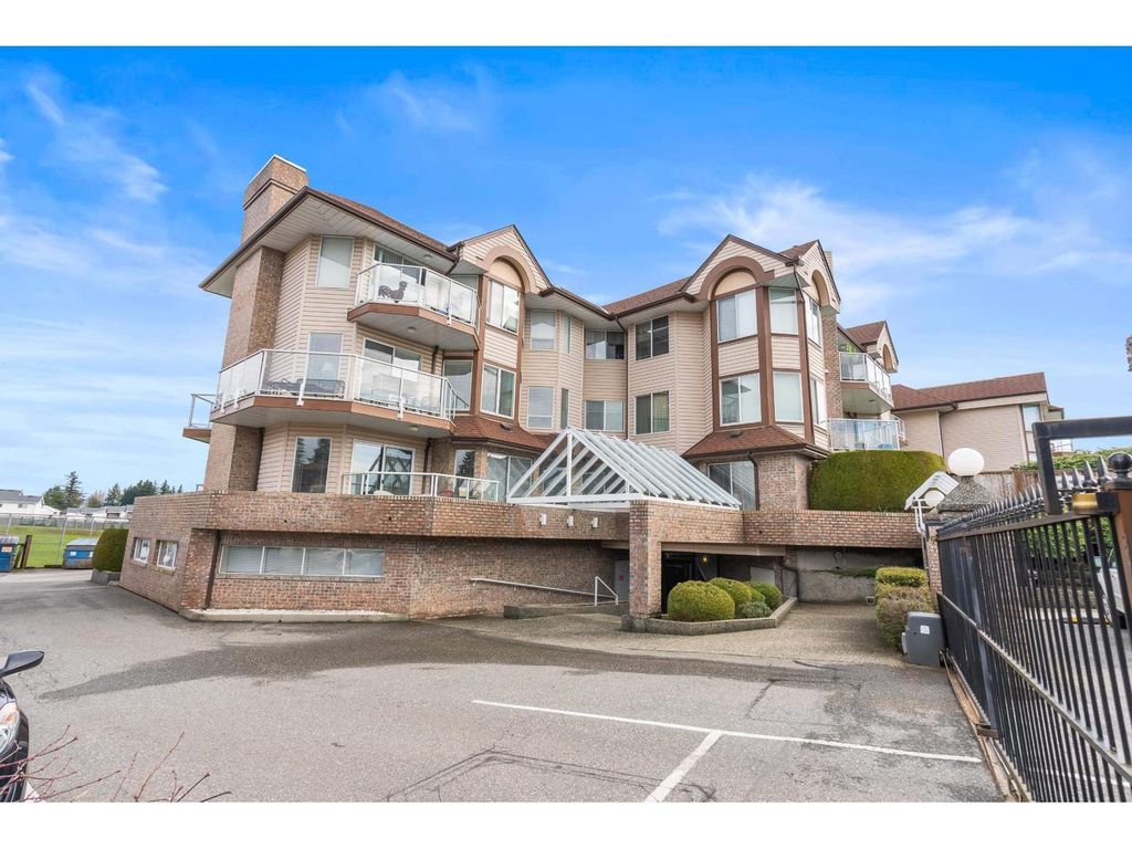 208 32669 George Ferguson Way, Abbotsford