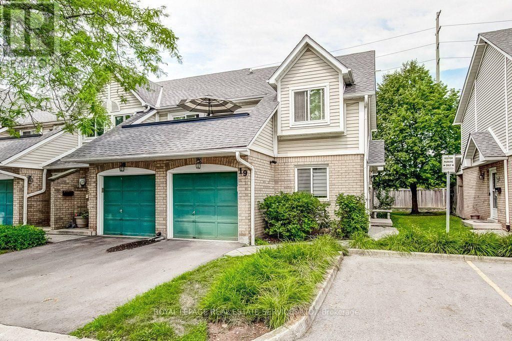 19 - 2530 Northampton Boulevard, Burlington (headon)
