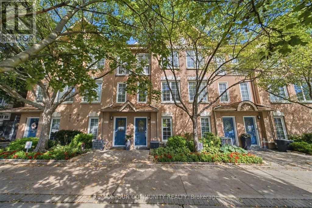 3 - 180 Manitoba Street, Toronto (mimico)