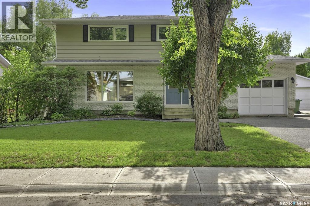 95 Deergrove Crescent, Regina