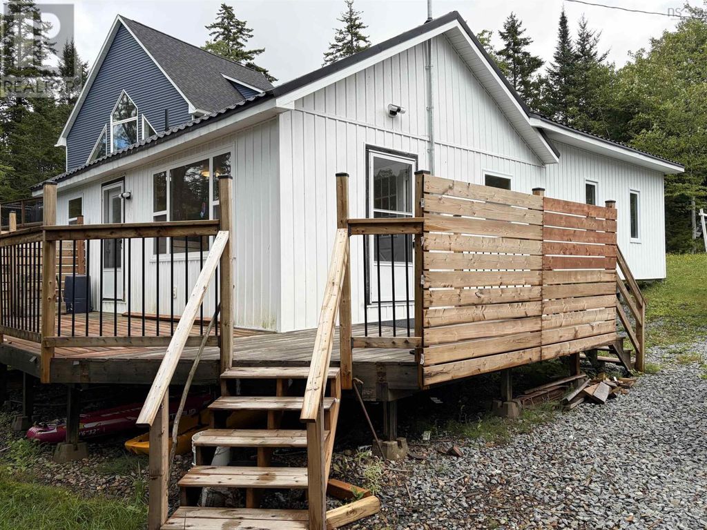 19 Cove Road, East Uniacke