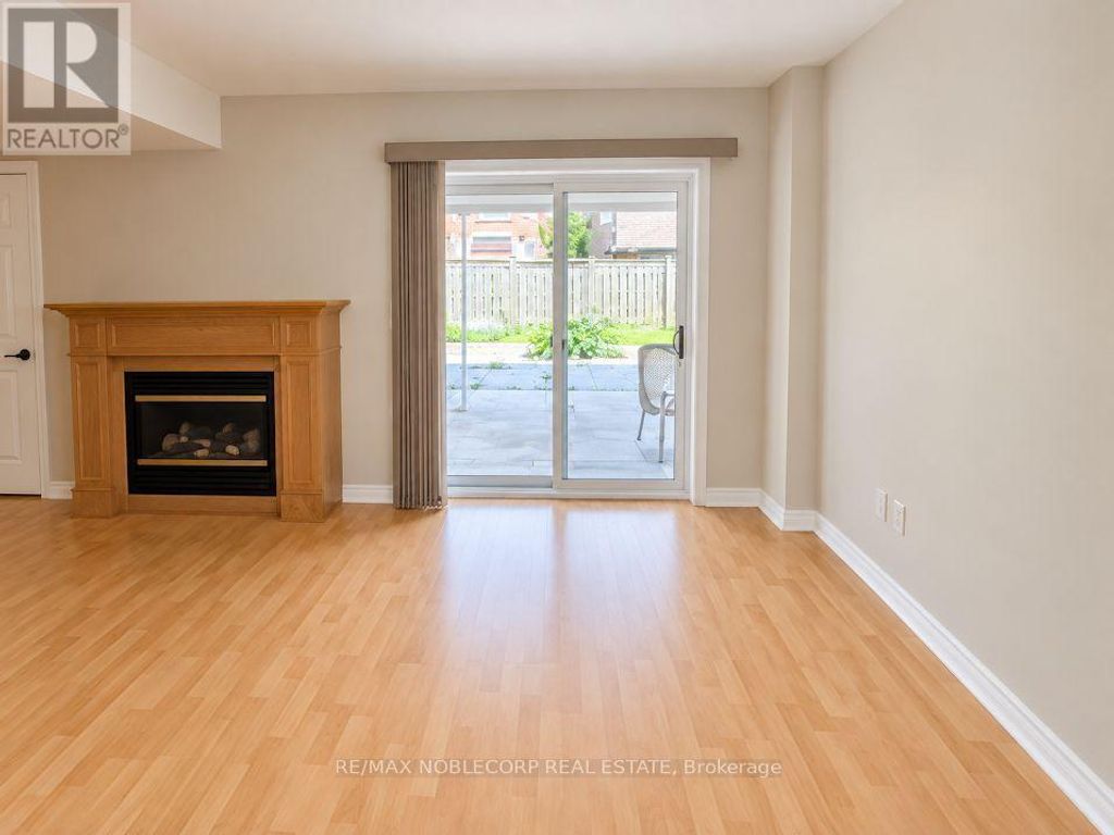 67 Macbride Crescent, Vaughan (maple)