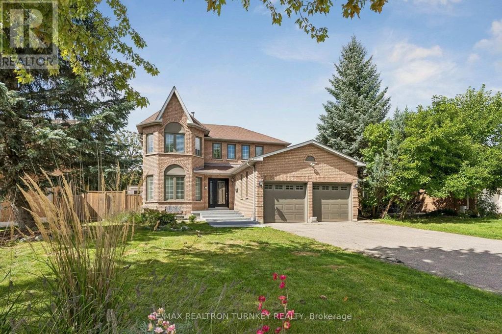 263 Chambers Crescent, Newmarket (armitage)