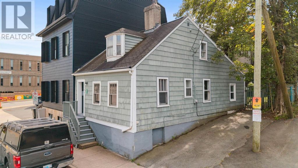 2224 Maitland Street, Halifax Peninsula