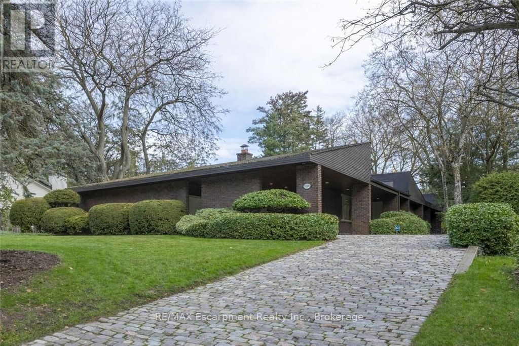1168 Carey Road, Oakville (mo Morrison)