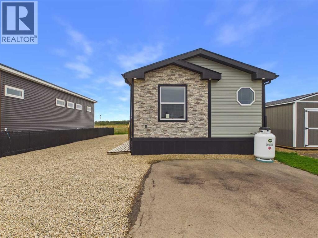 191, 41019 Range Road 11, Rural Lacombe County