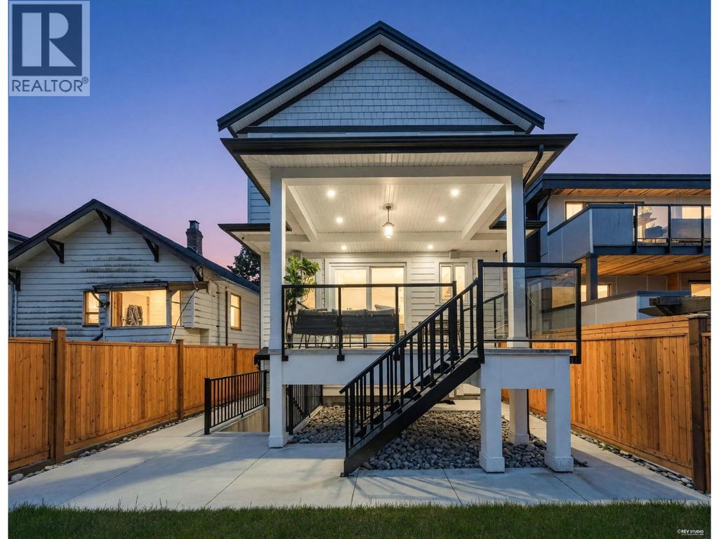 2743 Mcgill Street, Vancouver