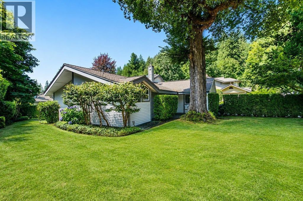 6980 Odlum Court, West Vancouver