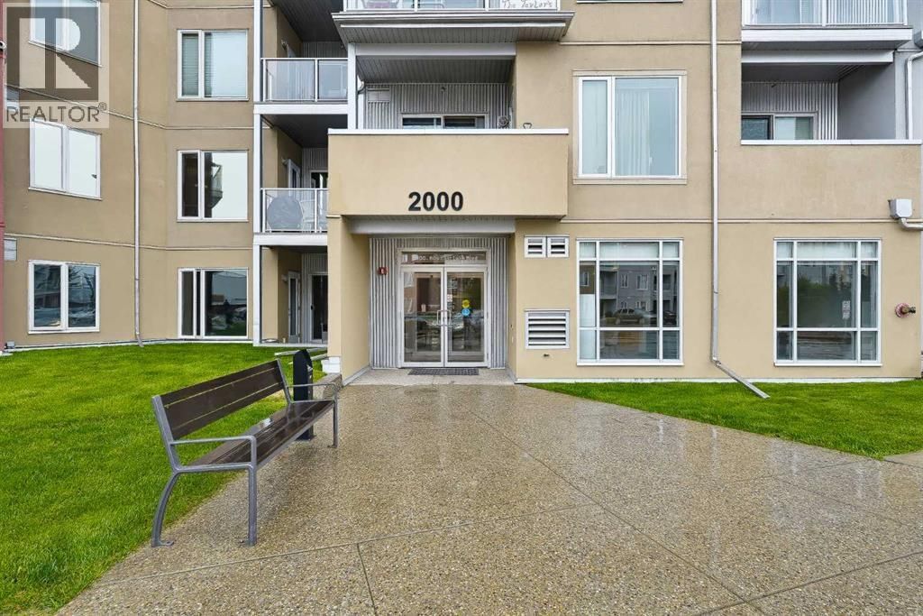 2226, 604 East Lake Boulevard Ne, Airdrie