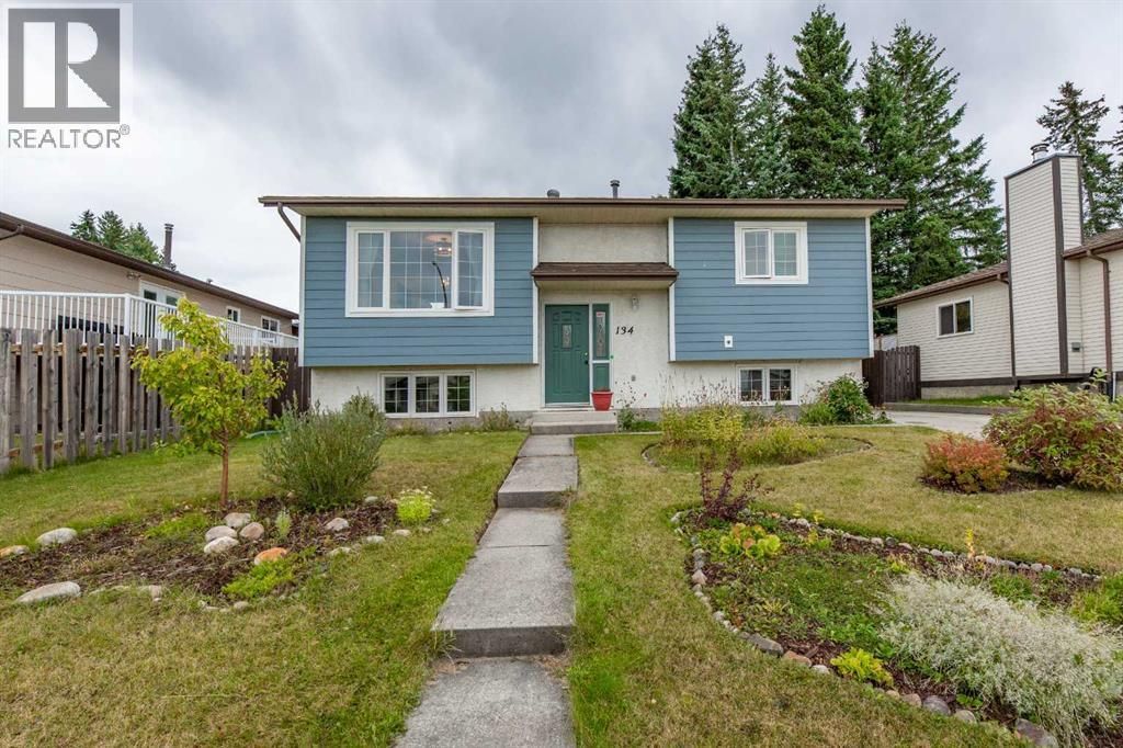 134 Clark Street, Hinton