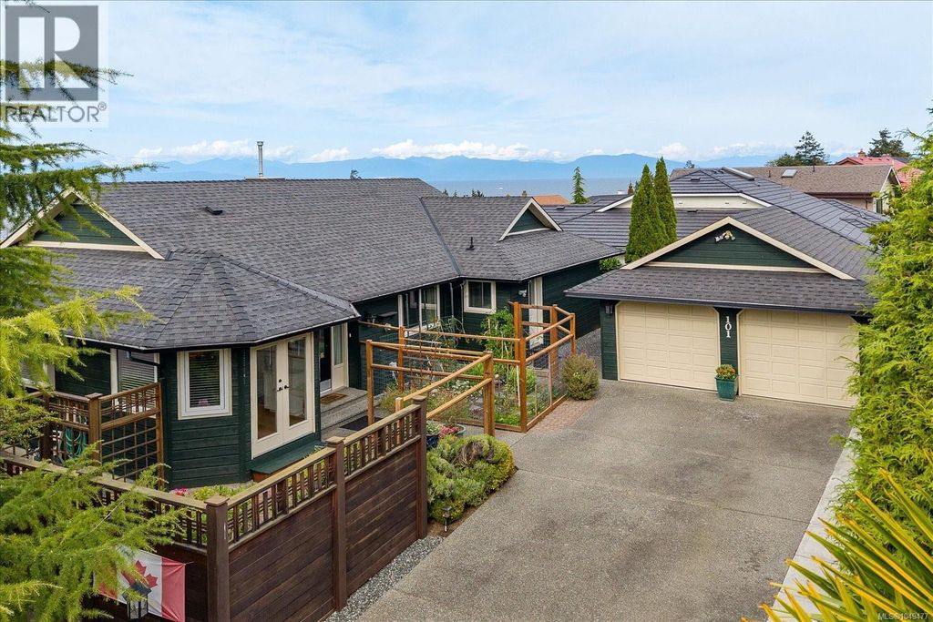 101 Sandpiper Pl, Nanaimo
