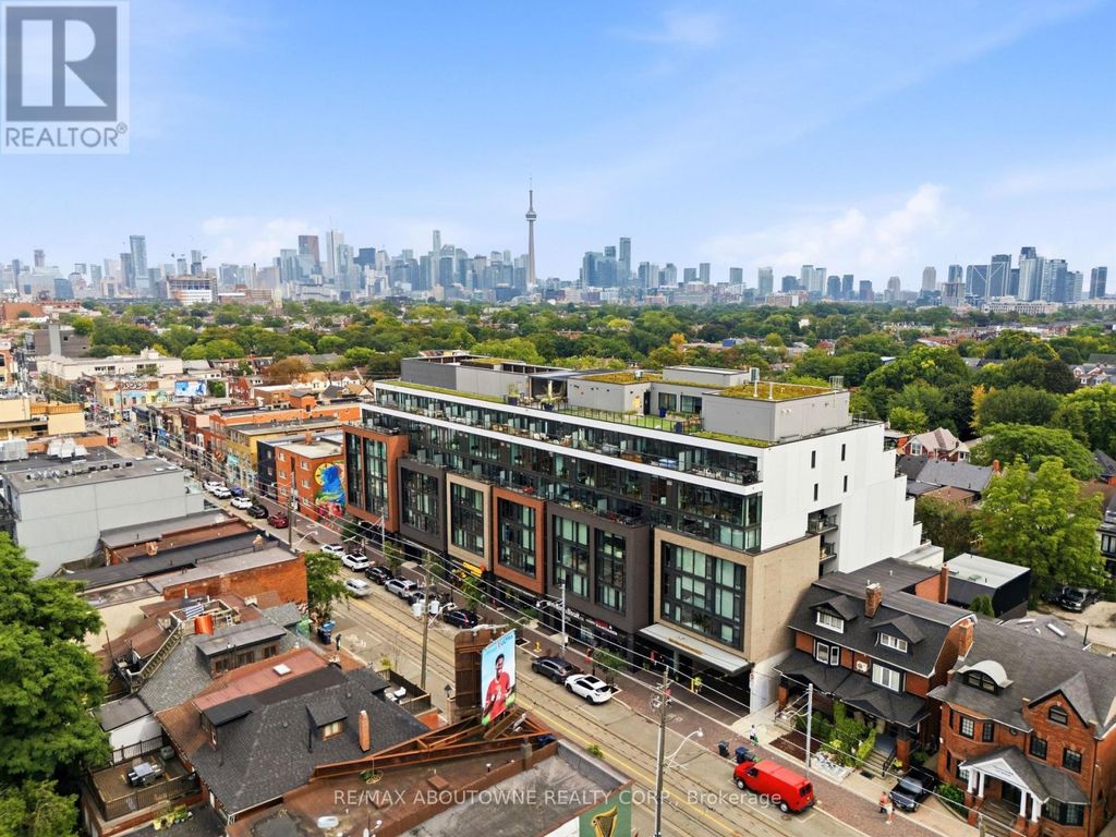 Ph618 - 899 College Street, Toronto (trinity-Bellwoods)