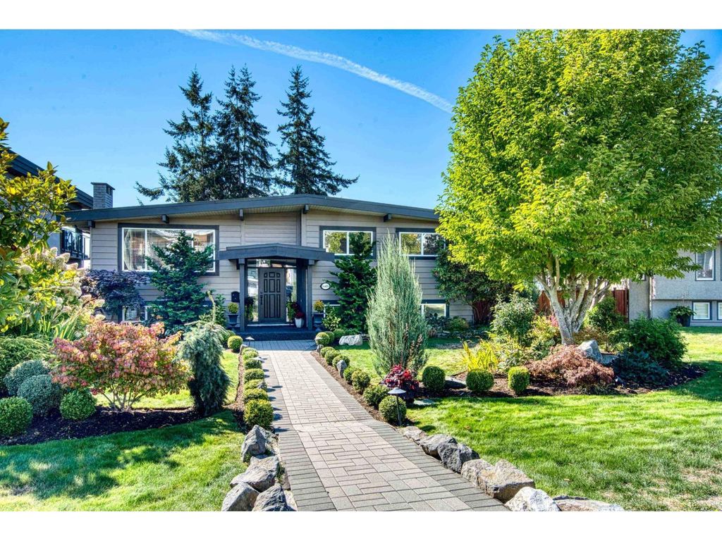 14480 Mann Park Crescent, White Rock
