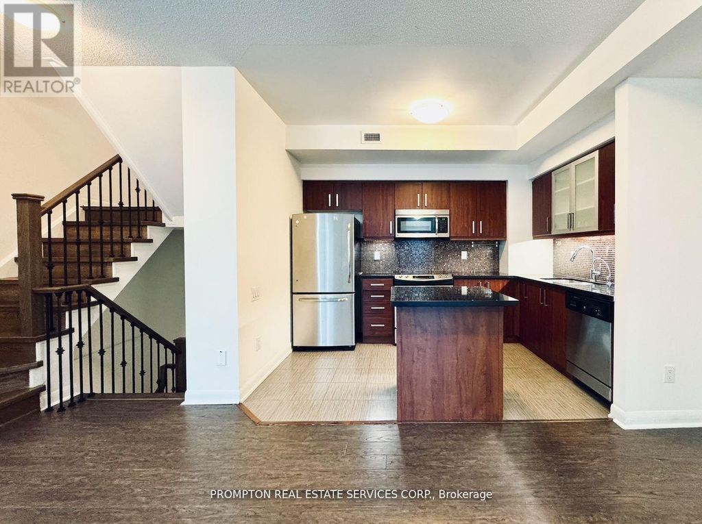 Th 10 - 19 Anndale Drive, Toronto (willowdale East)