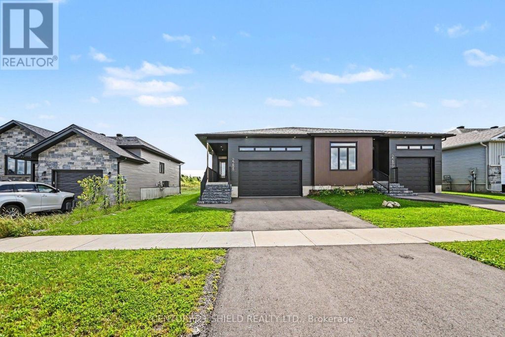 2288 Crewson Court, Cornwall