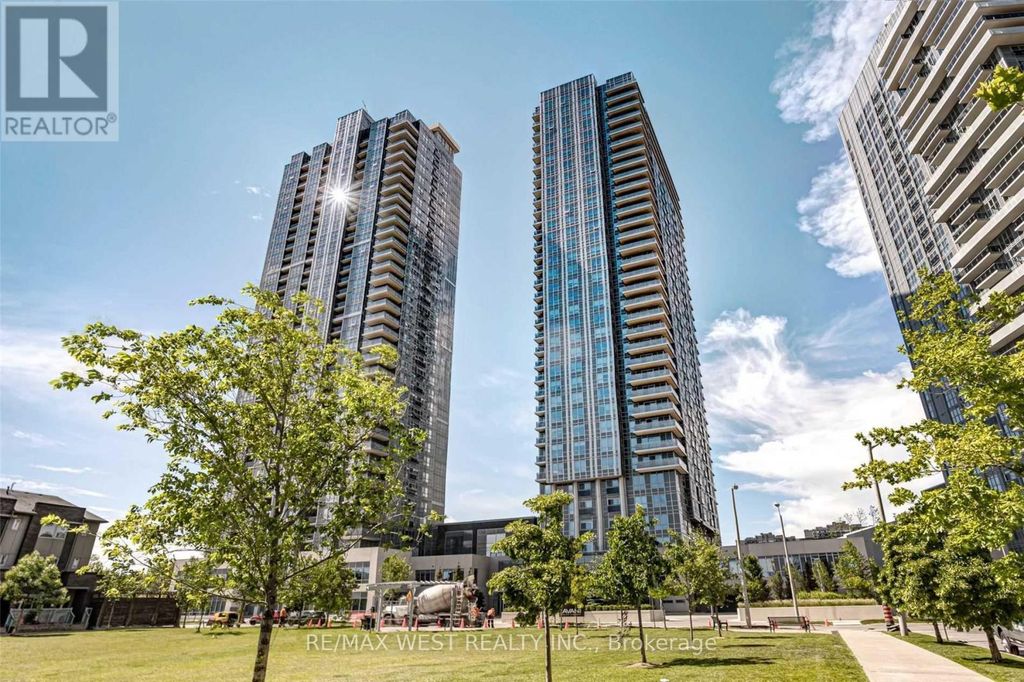 320 - 275 Village Green Square, Toronto (agincourt South-Malvern West)