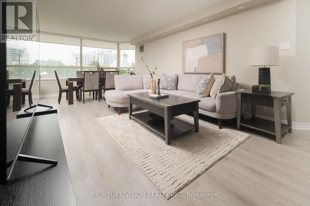 413 - 7 Townsgate Drive, Vaughan (crestwood-Springfarm-Yorkhill)