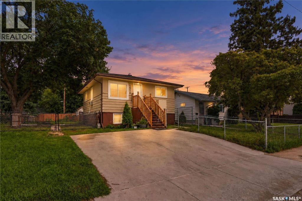 1518 I Avenue N, Saskatoon