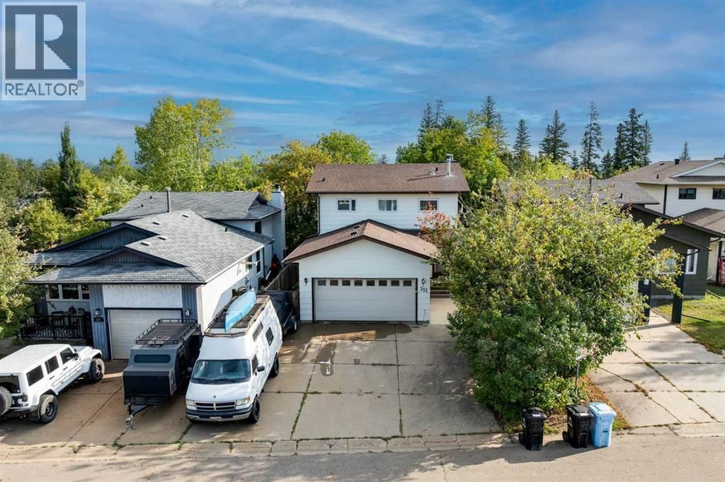 253 Gladstone Bay, Fort Mcmurray