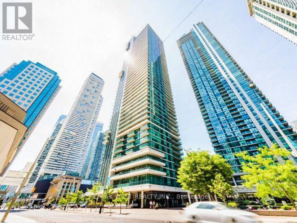 304 - 33 Bay Street, Toronto (waterfront Communities)