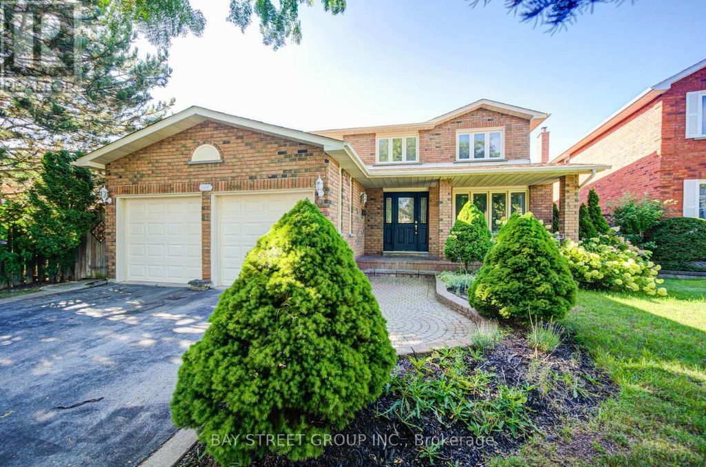 1348 Windrush Drive, Oakville (ga Glen Abbey)
