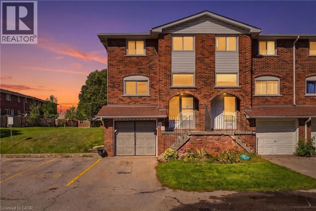 137 Main Street W, Dunnville