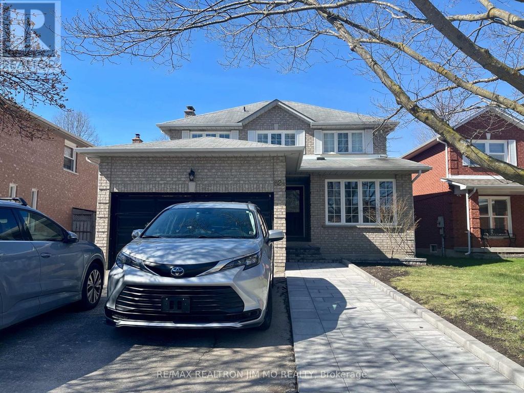 Lower - 824 College Manor Drive, Newmarket (gorham-College Manor)