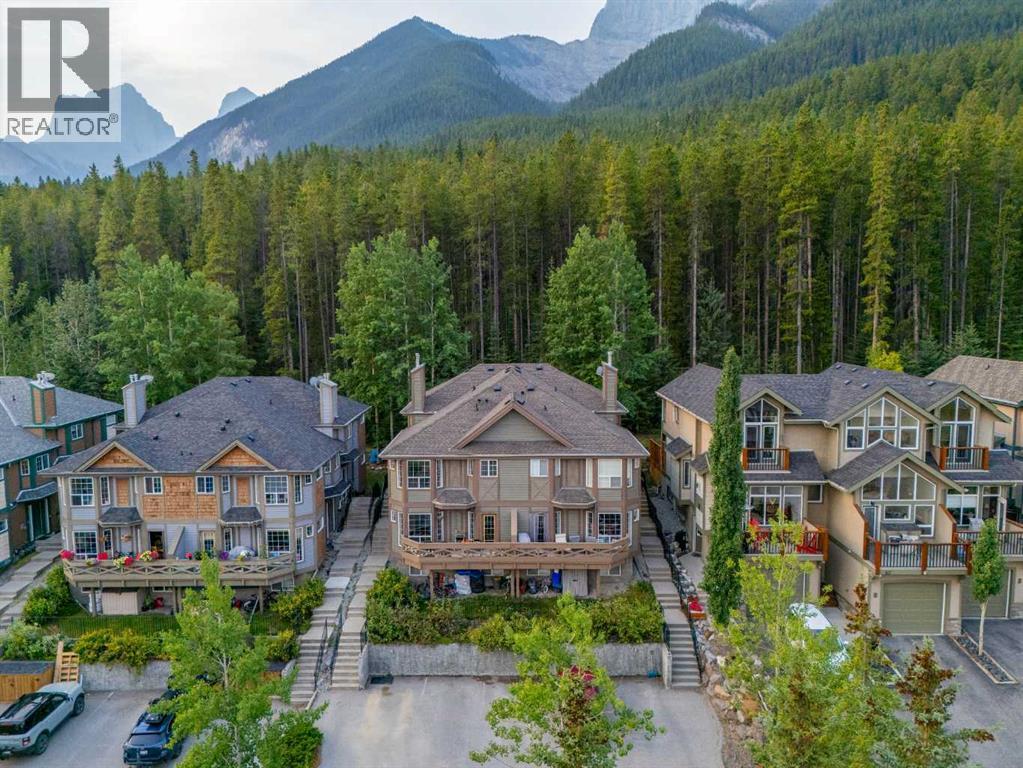 2, 827 Wilson Way, Canmore