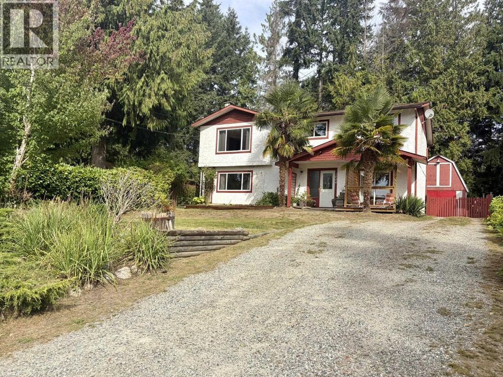 1044 Fircrest Road, Gibsons