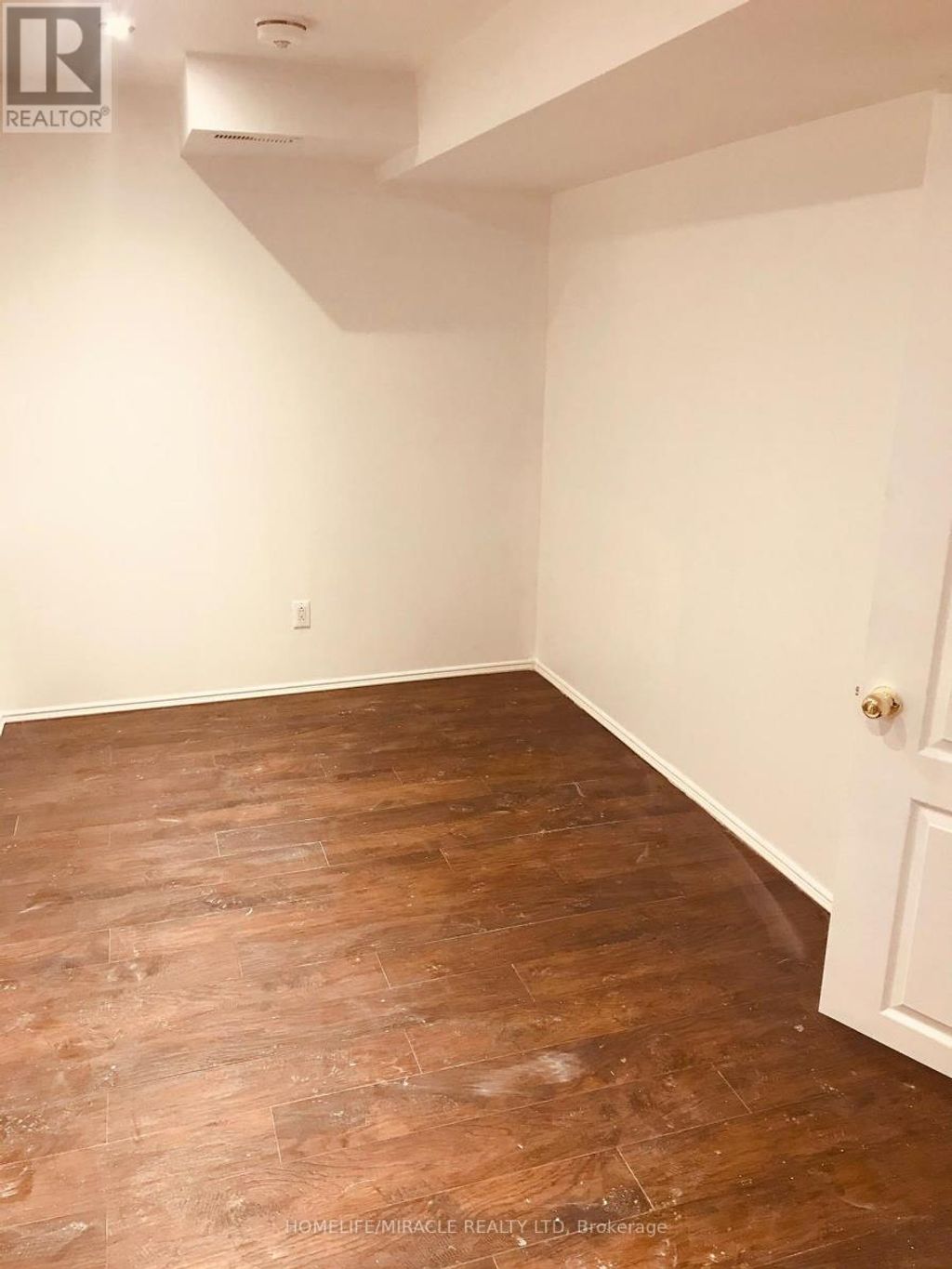 5592 Highbank Road, Mississauga (central Erin Mills)