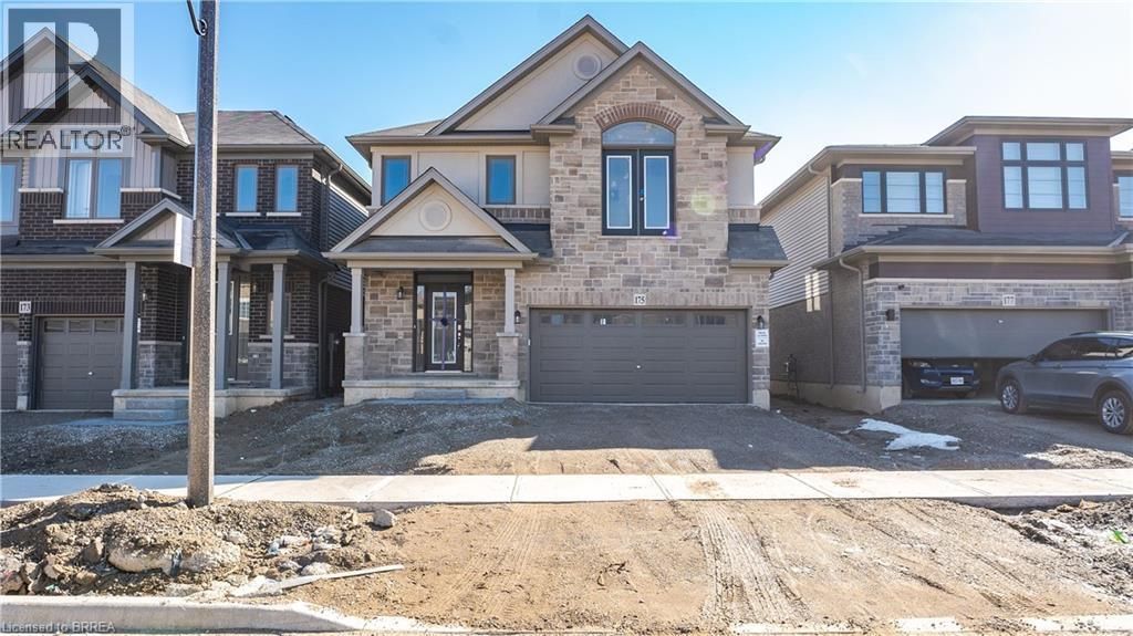 175 Longboat Run W, Brantford